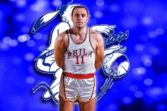 篮网队球员乌杨-方尼尔换位新位置