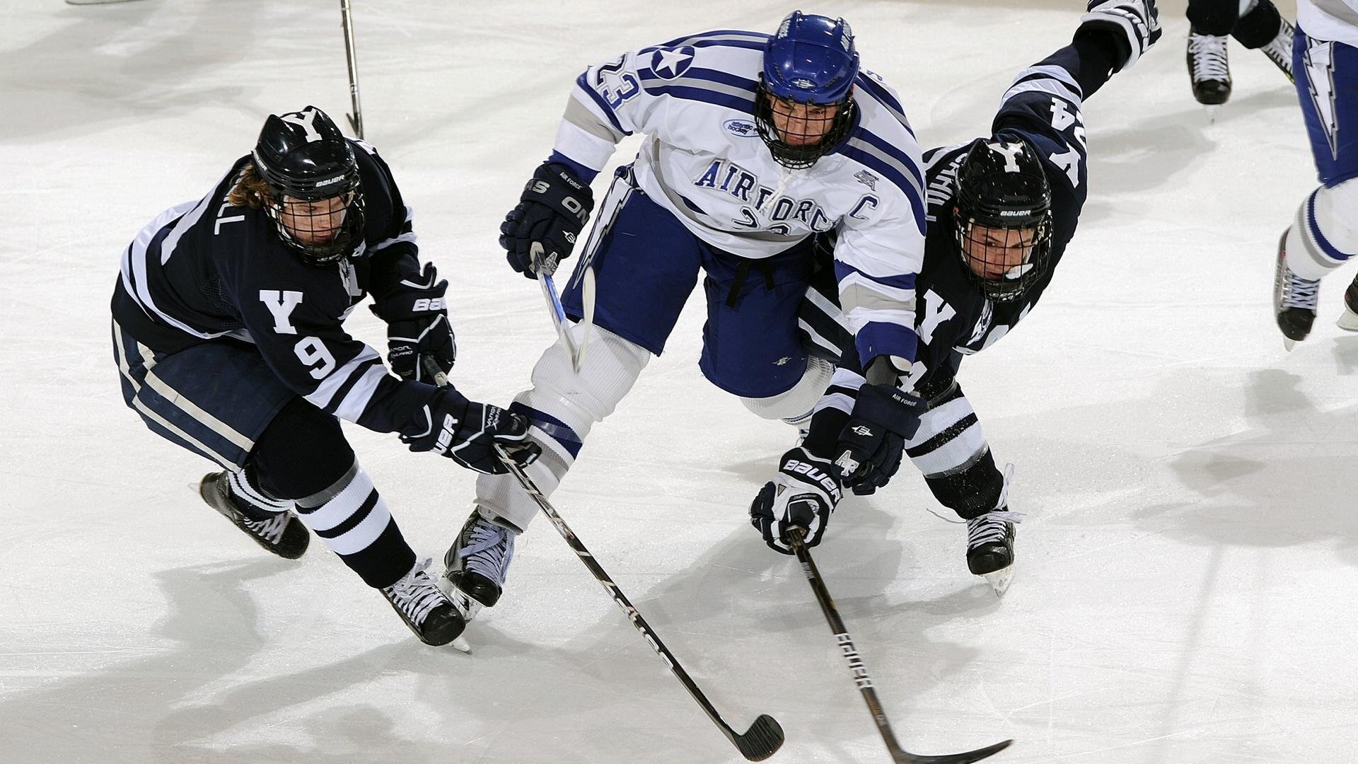 赛道与球场，利拉德如何让F1年度争冠之夜提前失去悬念