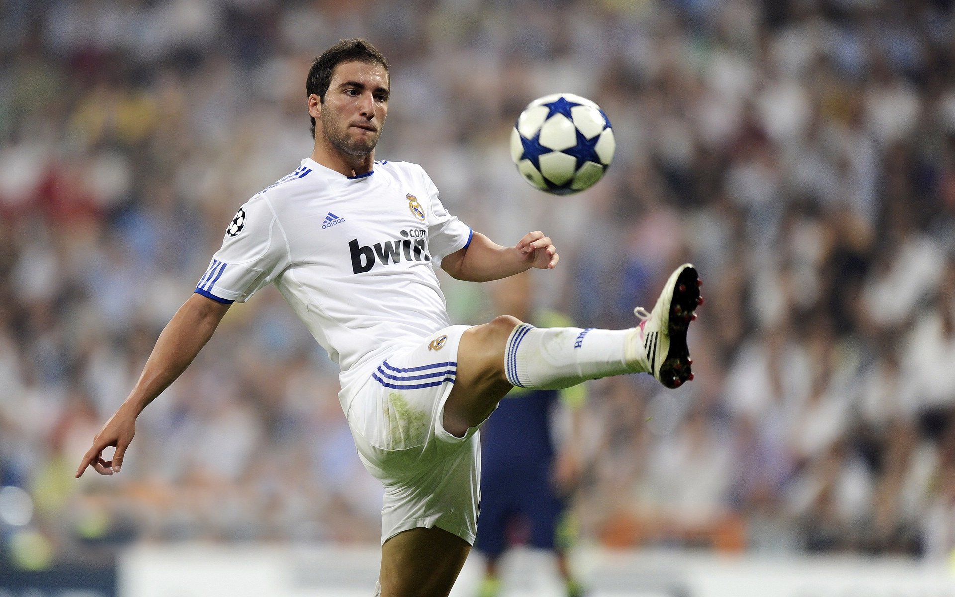 中场大师的节奏魔法，法比尼奥如何引领威尔士力克莱比锡红牛